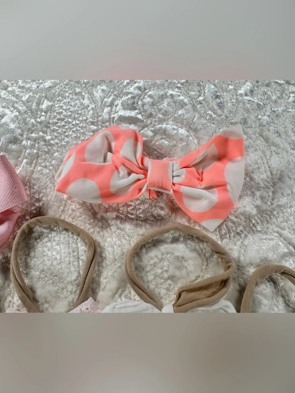 Various soft pink